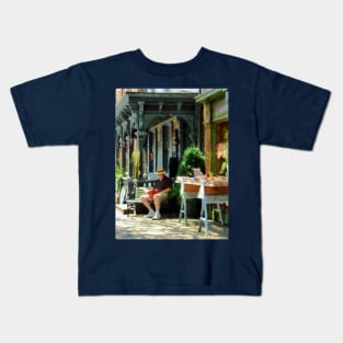 Frenchtown NJ - Man Reading by Book Stall Kids T-Shirt